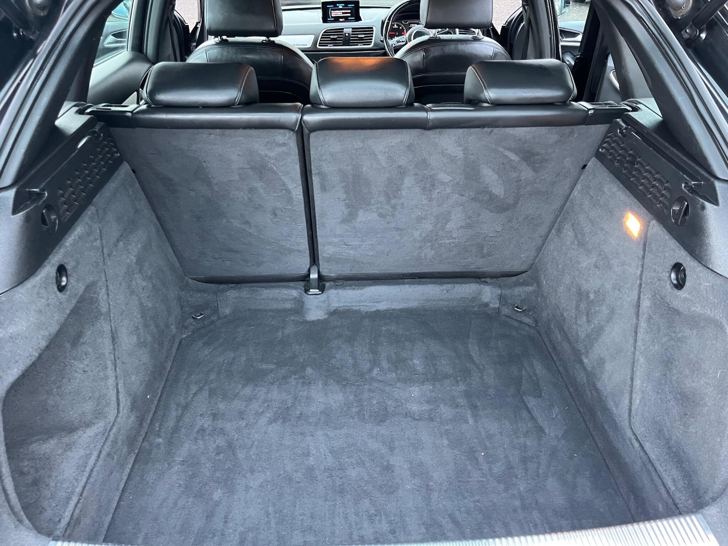 Used Audi Q3 2014 for sale - 77155657: Photo 42