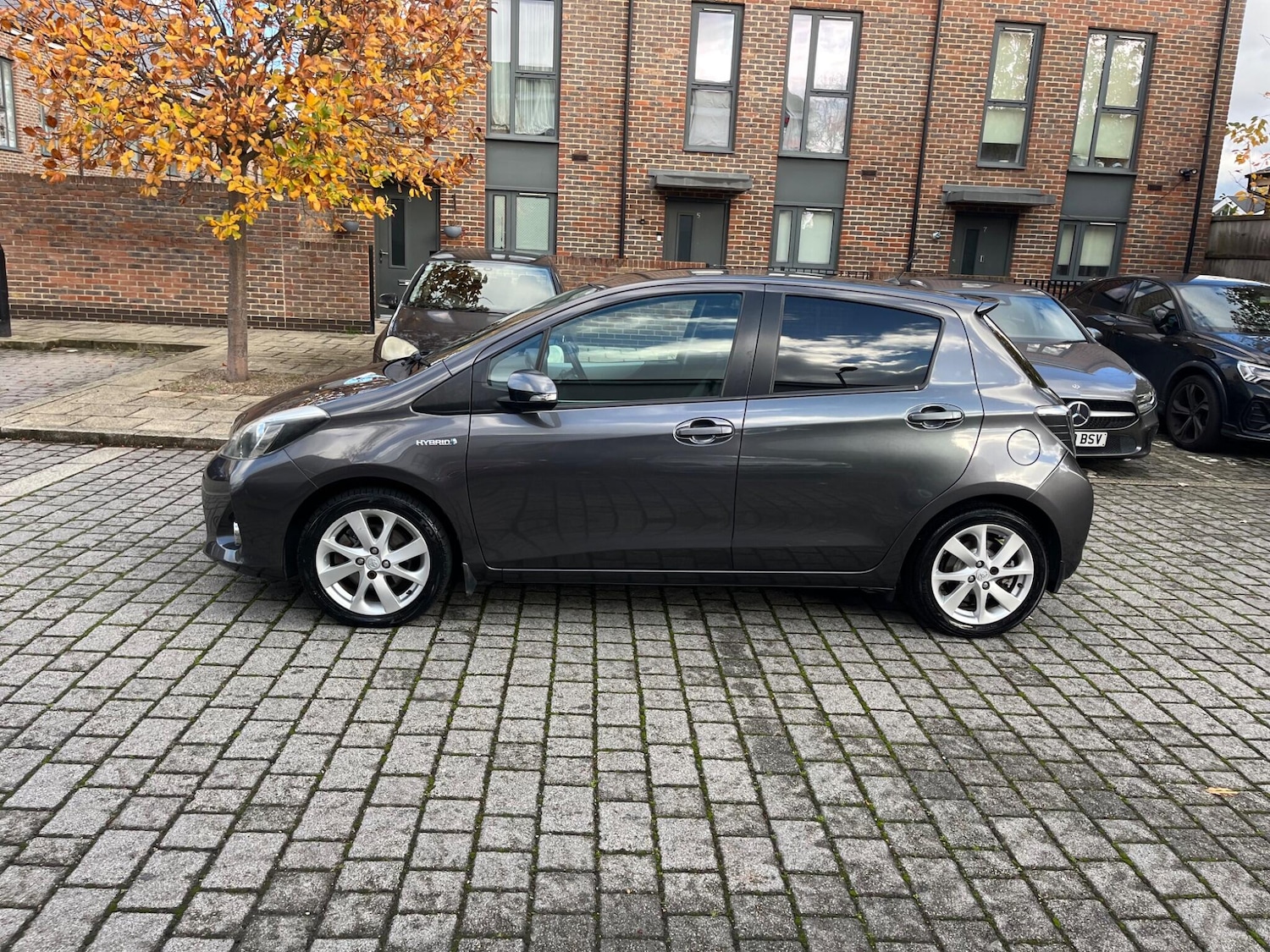 Used Toyota Yaris 2013 for sale - 76513040: Photo 6