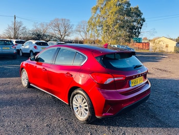 Used Ford Focus 2018 for sale - 77097924: Photo