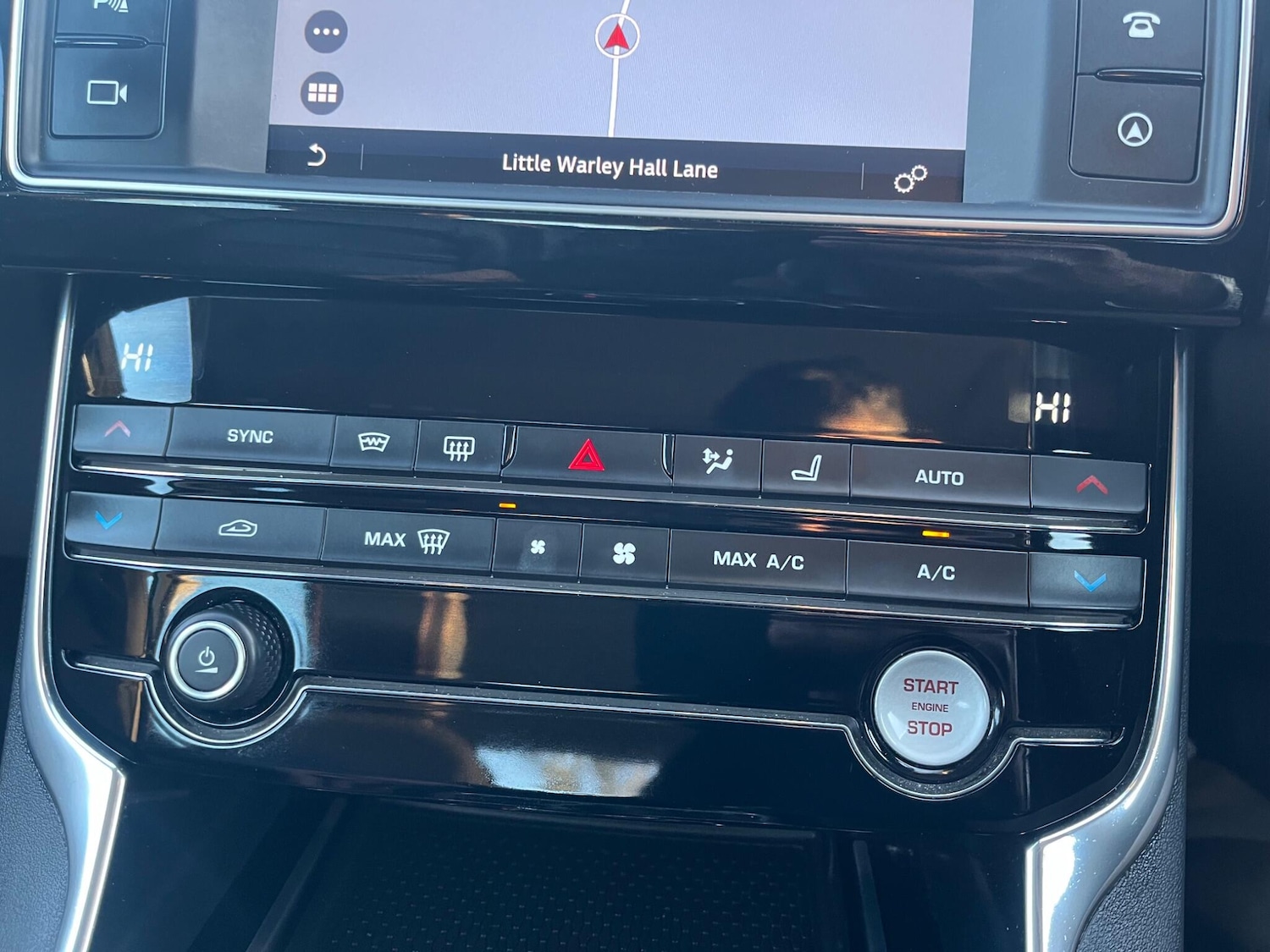 Used Jaguar XE 2017 for sale - 77723229: Photo 26