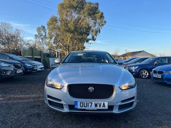 Used Jaguar XE 2017 for sale - 77723229: Photo