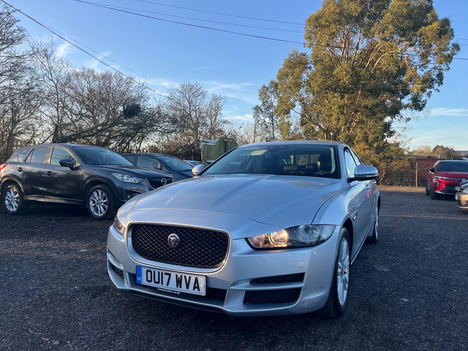 Used Jaguar XE 2017 for sale - 77723229: Photo 3