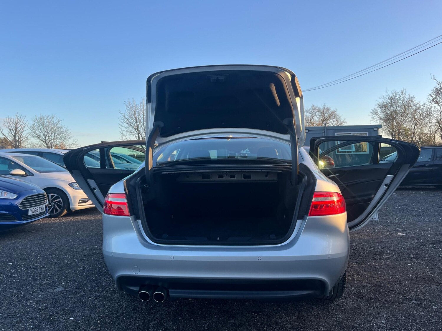 Used Jaguar XE 2017 for sale - 77723229: Photo 51