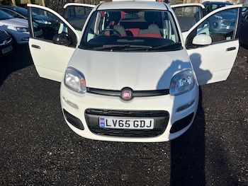 2015 (65) - 1.2 Pop 5dr