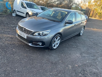 Used Peugeot 308 SW 2019 for sale - 76918602: Photo