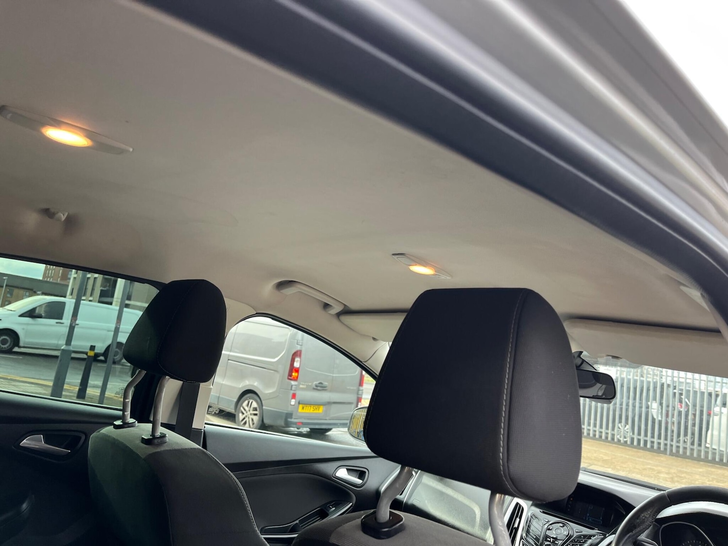 Used Ford Focus 2013 for sale - 76612865: Photo 15