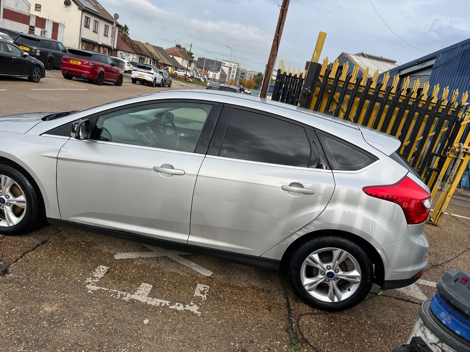 Used Ford Focus 2013 for sale - 76612865: Photo 5