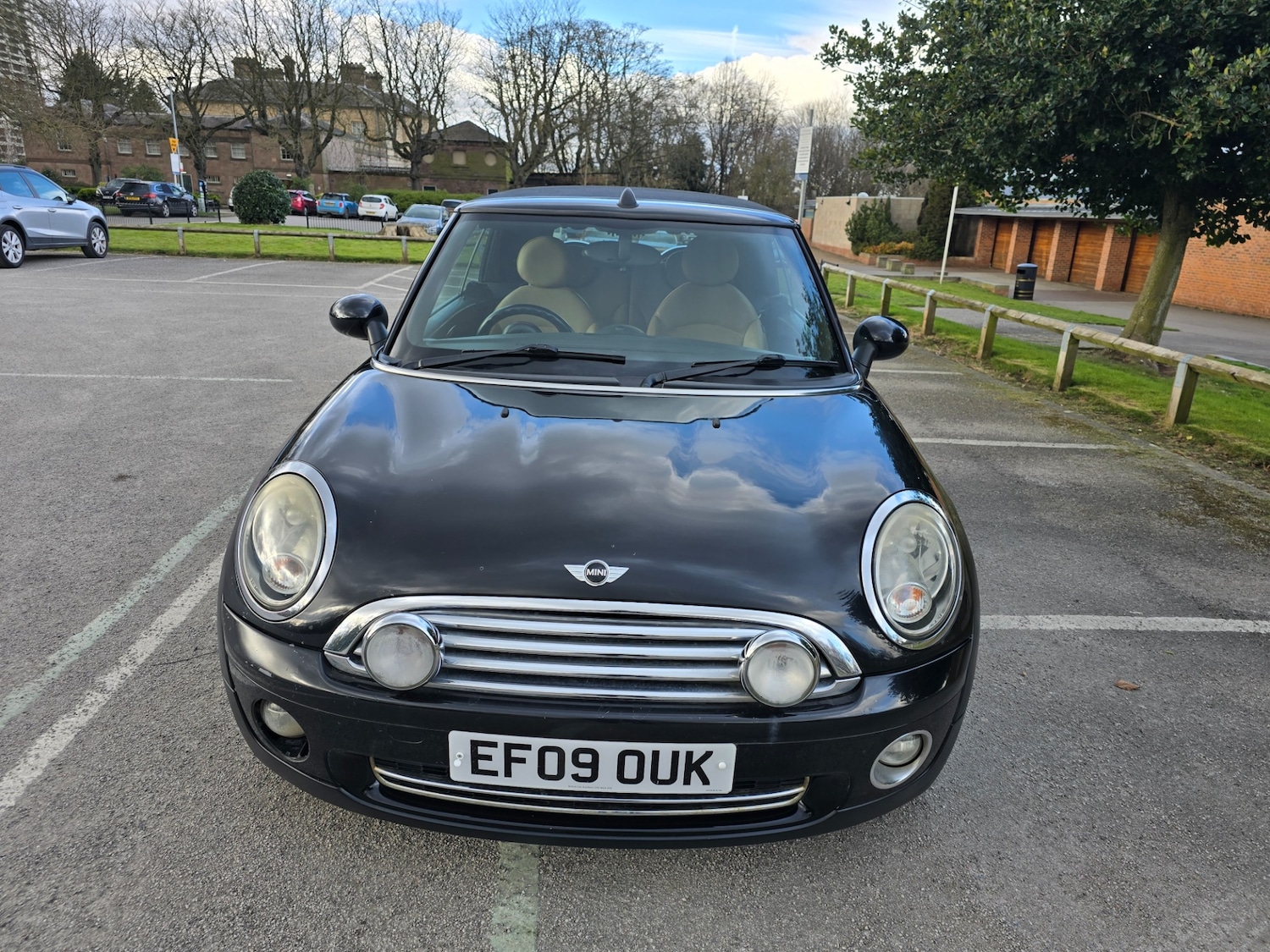 Used MINI Convertible 2009 for sale - 77101444: Photo 16