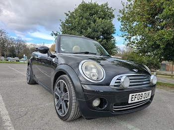 Used MINI Convertible 2009 for sale - 77101444: Photo