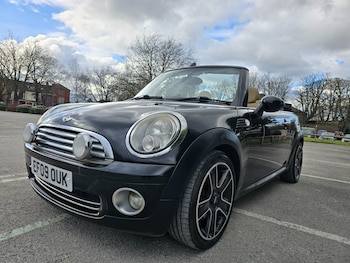 Used MINI Convertible 2009 for sale - 77101444: Photo
