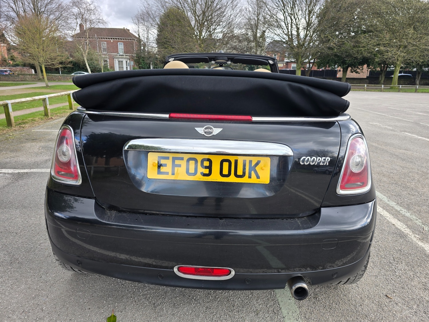 Used MINI Convertible 2009 for sale - 77101444: Photo 6