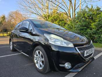 Used Peugeot 208 2013 for sale - 73943896: Photo