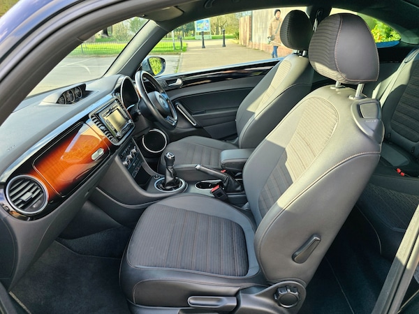 Used Volkswagen Beetle 2013 for sale - 74690735: Photo 12