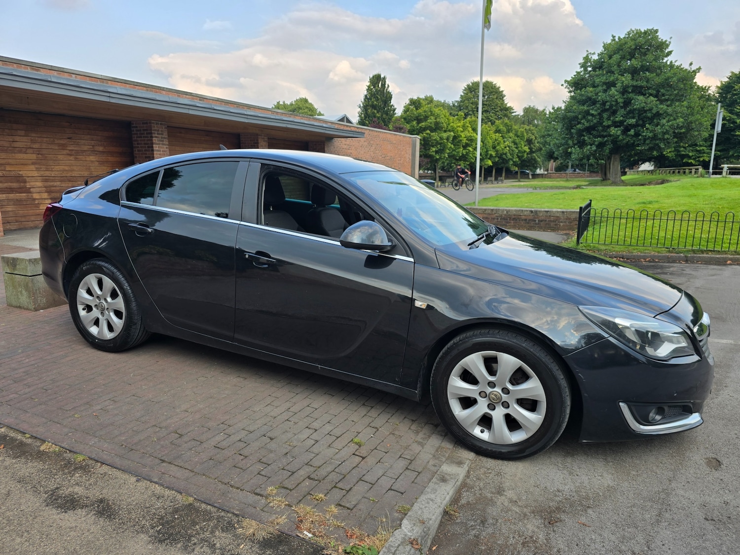 Used Vauxhall Insignia 2015 for sale - 76238493: Photo 4