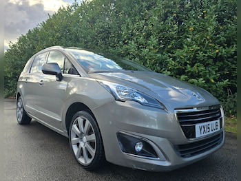 Used Peugeot 5008 2015 for sale - 75755050: Photo