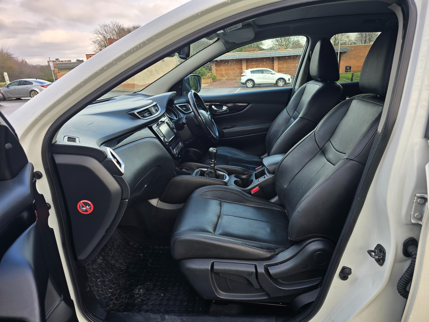 Used Nissan Qashqai 2014 for sale - 77237193: Photo 10