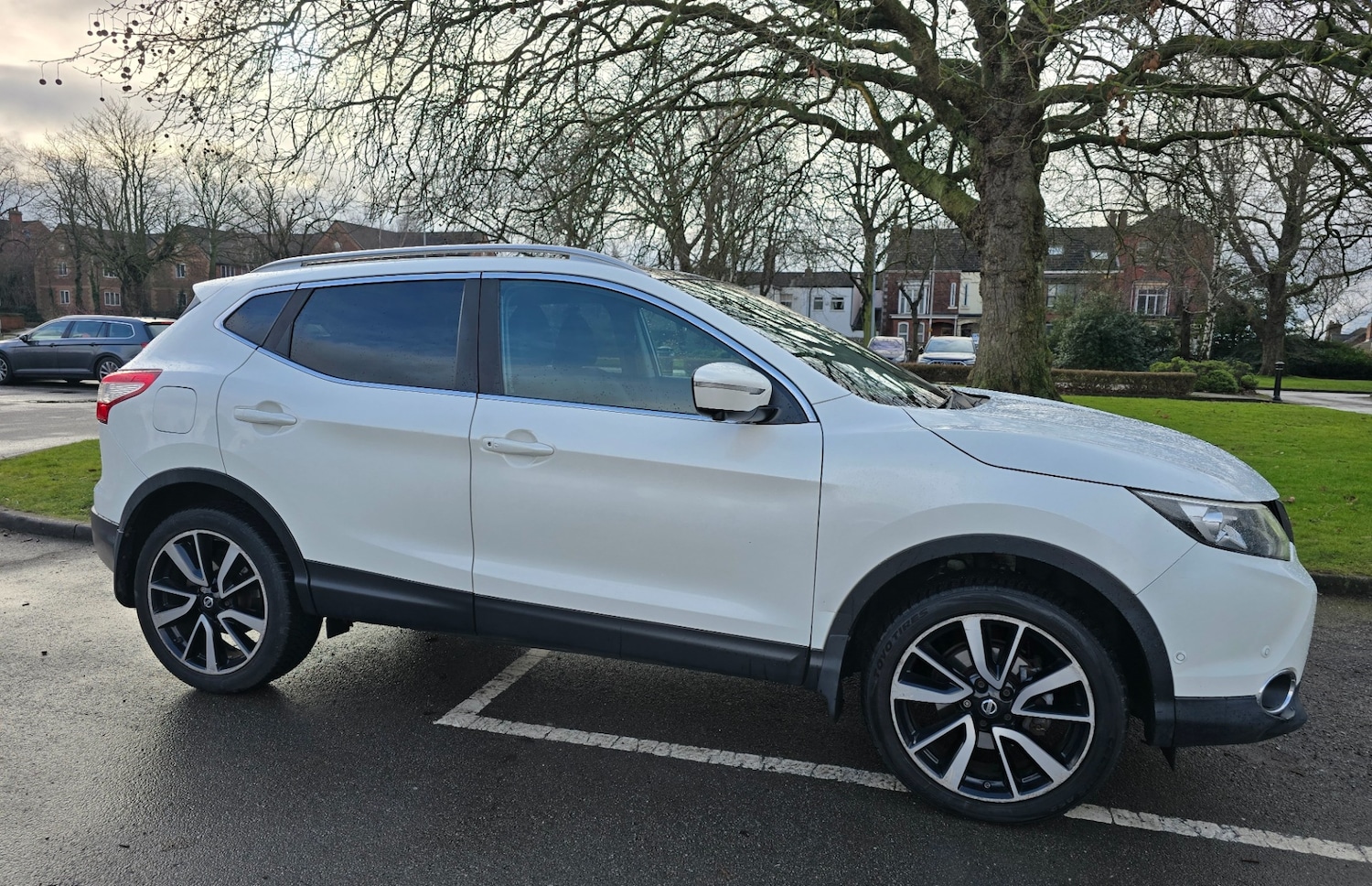 Used Nissan Qashqai 2014 for sale - 77237193: Photo 4