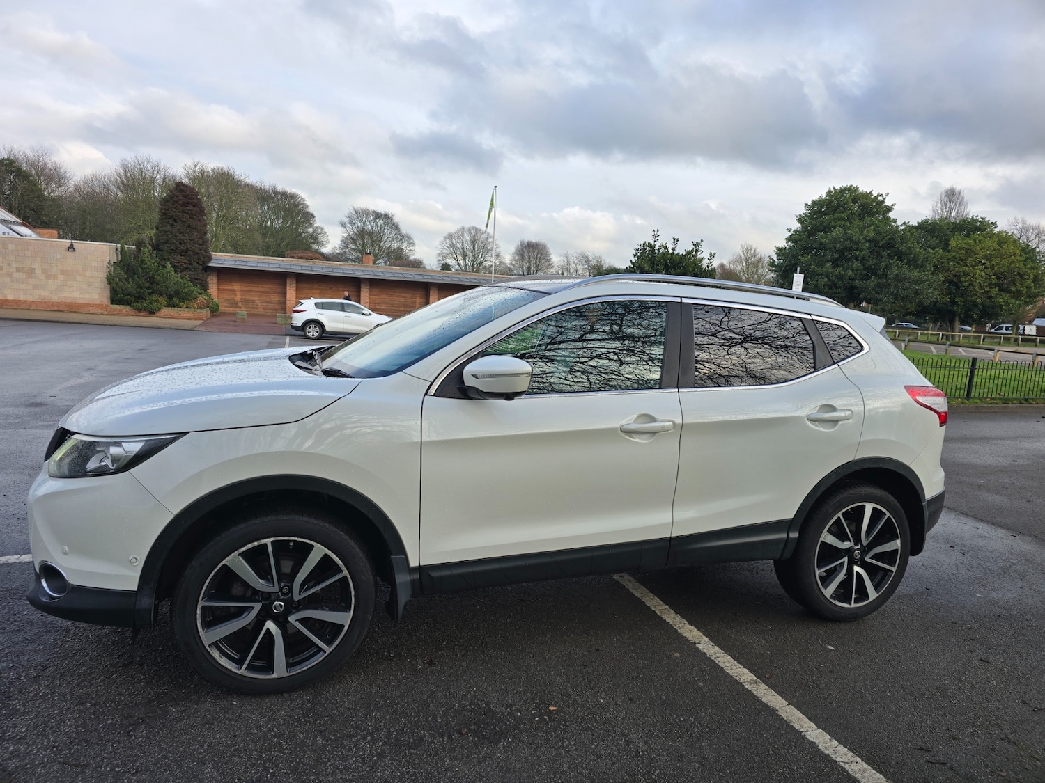 Used Nissan Qashqai 2014 for sale - 77237193: Photo 5