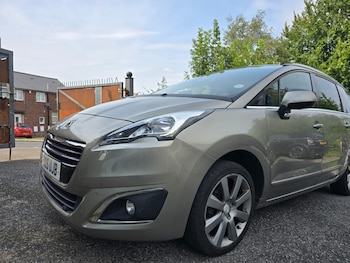 Used Peugeot 5008 2015 for sale - 75514886: Photo