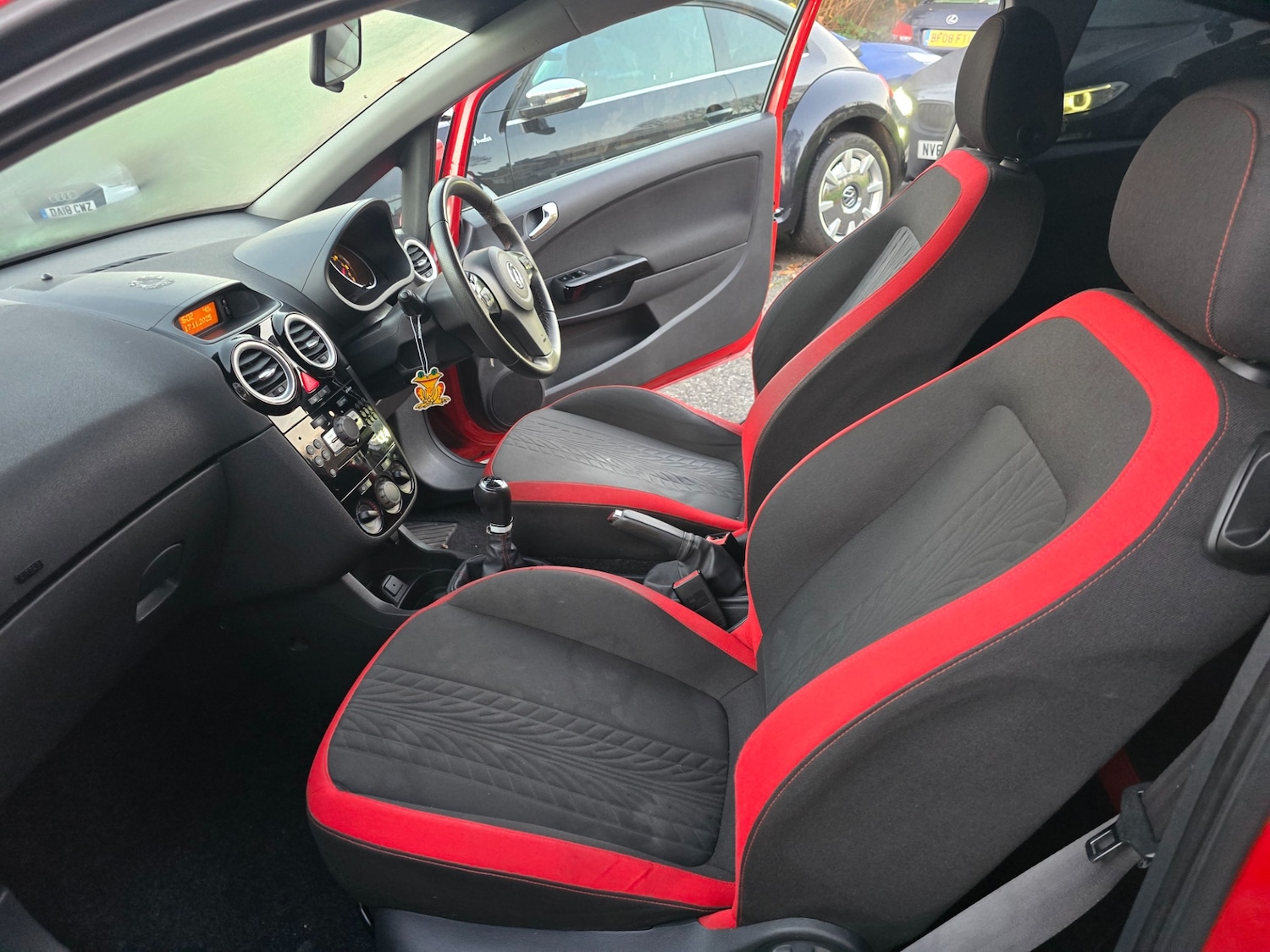 Used Vauxhall Corsa 2014 for sale - 76611182: Photo 10