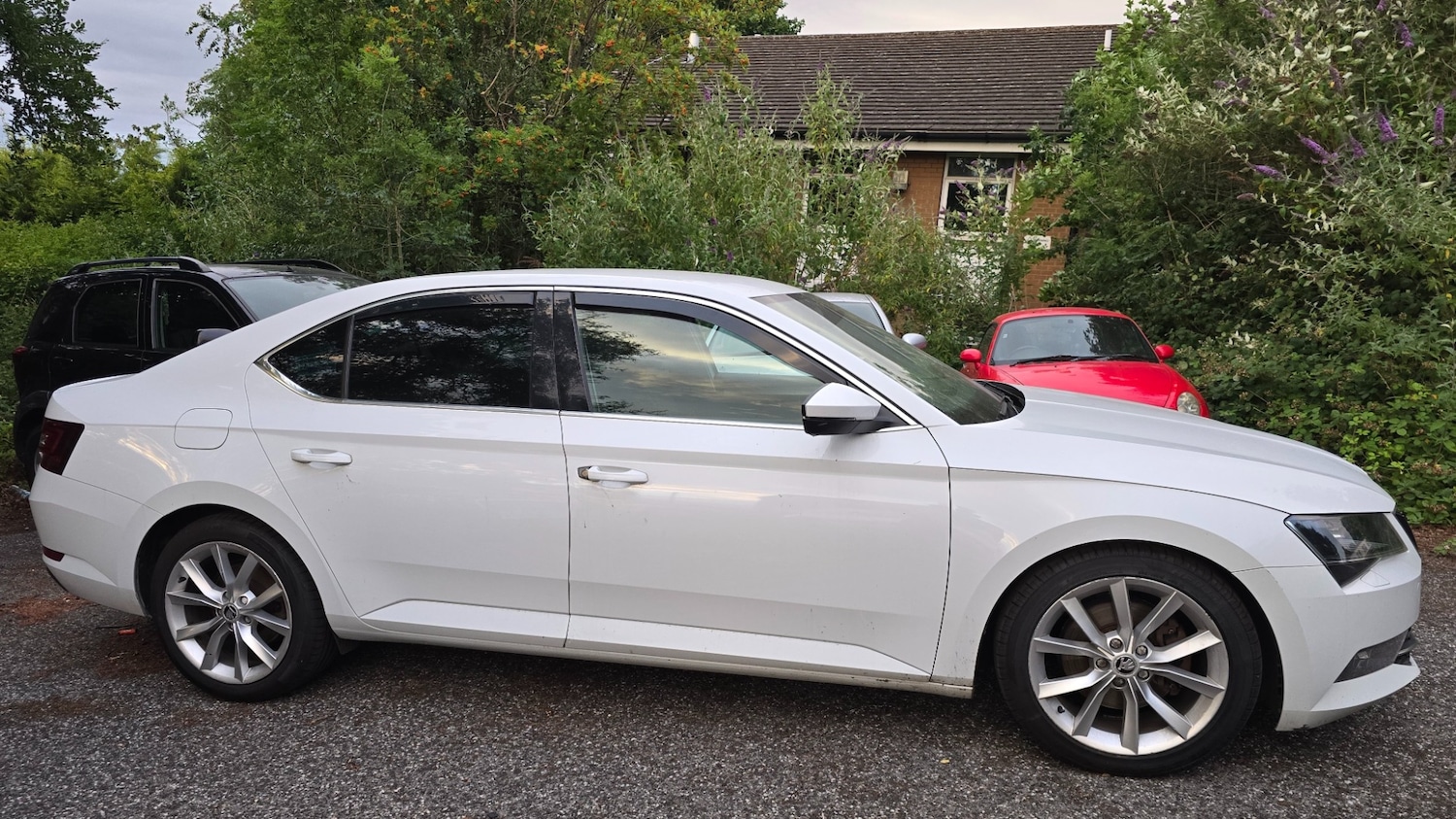 Used Skoda Superb 2018 for sale - 76749872: Photo 4