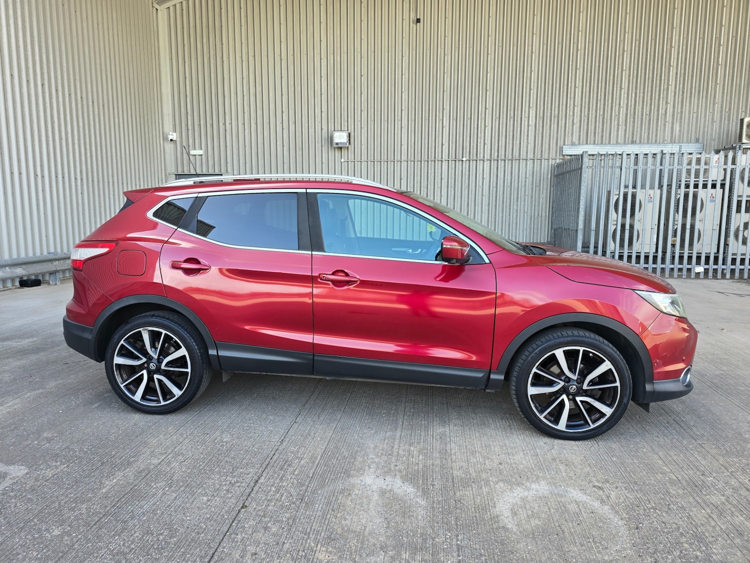 Used Nissan Qashqai 2014 for sale - 78054429: Photo 4