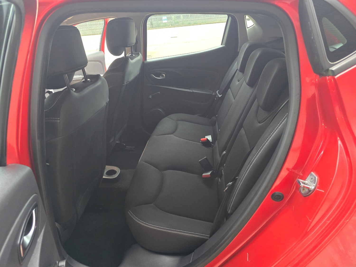 Used Renault Clio 2016 for sale - 77339265: Photo 11