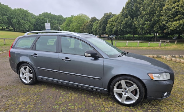 Used Volvo V50 2012 for sale - 75309231: Photo 4