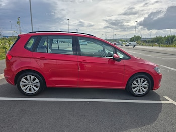 Used Volkswagen Golf SV 2015 for sale - 79259481: Photo