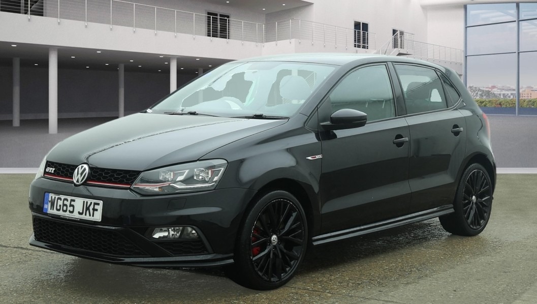 Used Volkswagen Polo 2015 for sale - 78040523: Photo 2