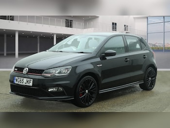 Used Volkswagen Polo 2015 for sale - 78040523: Photo