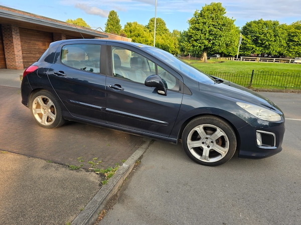 Used Peugeot 308 2011 for sale - 75309078: Photo 5