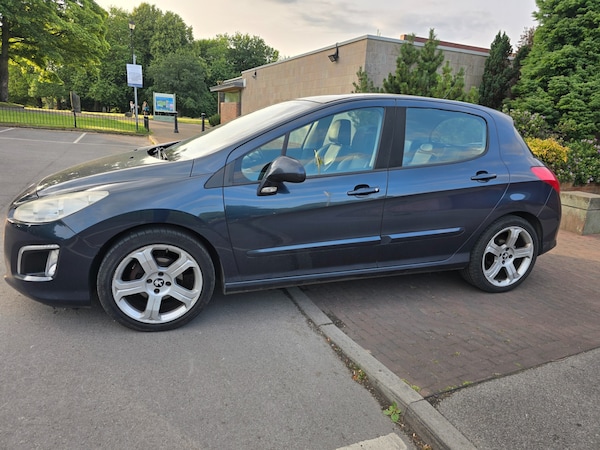 Used Peugeot 308 2011 for sale - 75309078: Photo 6