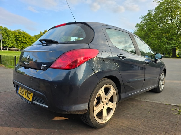 Used Peugeot 308 2011 for sale - 75309078: Photo 8