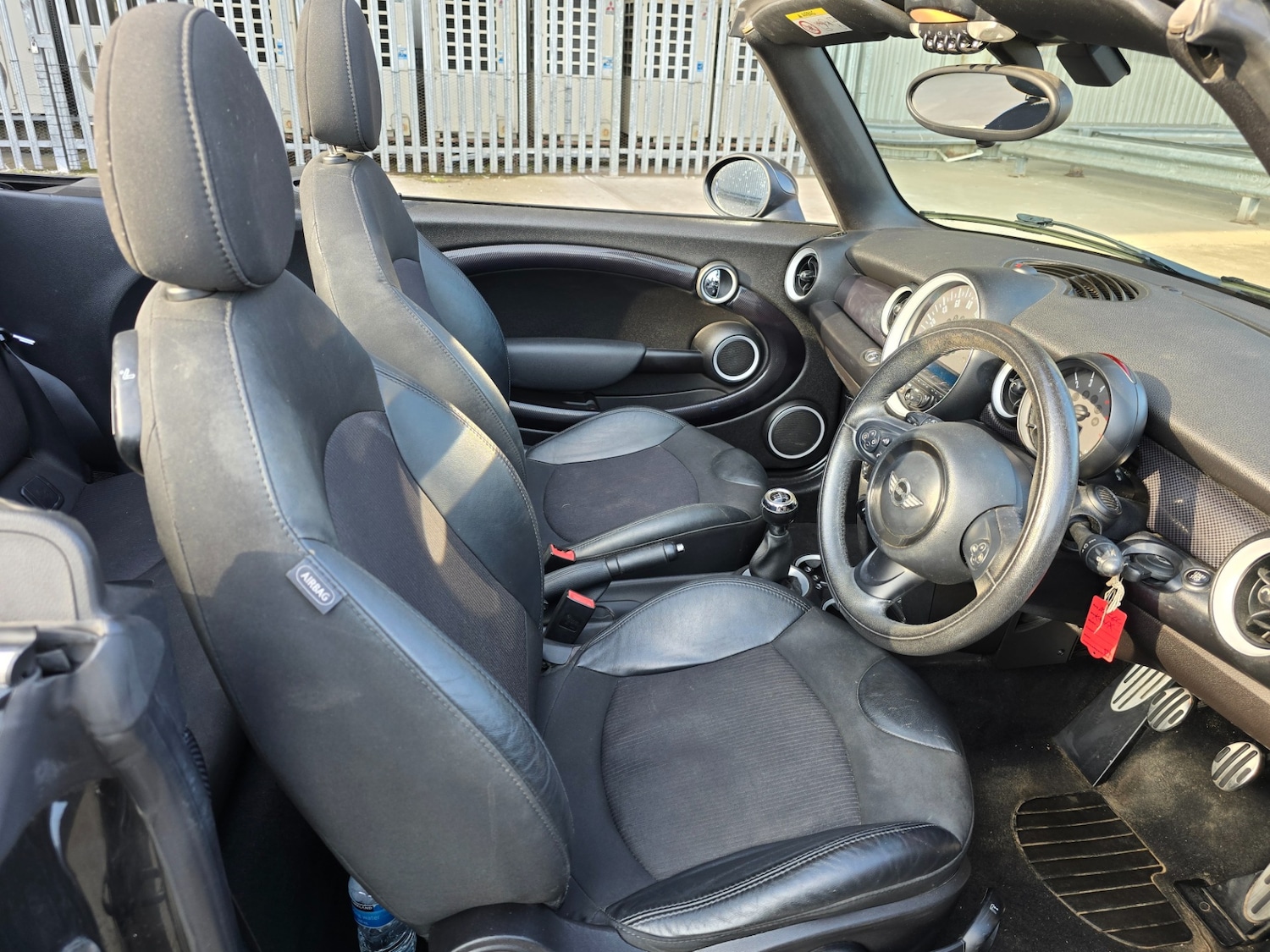 Used MINI Convertible 2014 for sale - 77101439: Photo 10