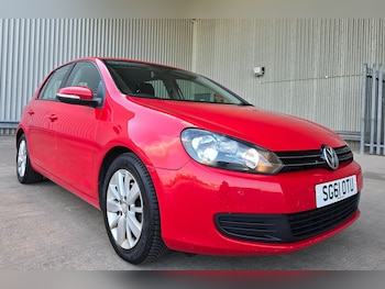 Used Volkswagen Golf 2011 for sale - 76252992: Photo 2