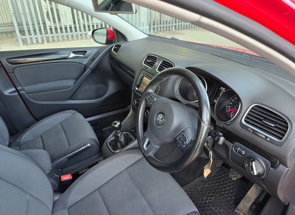 Used Volkswagen Golf 2011 for sale - 76252992: Photo 9