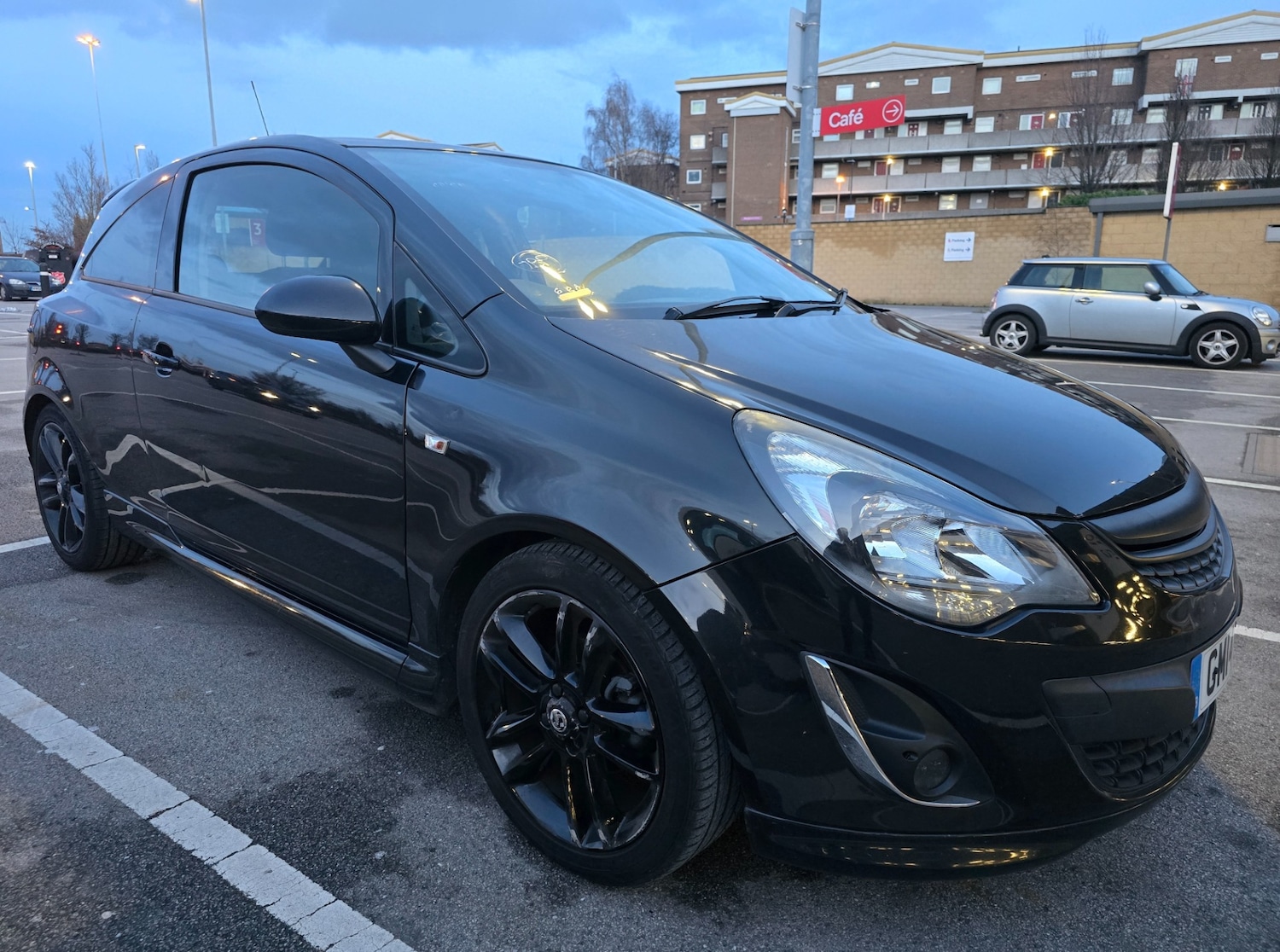 Used Vauxhall Corsa 2014 for sale - 77584986: Photo 2