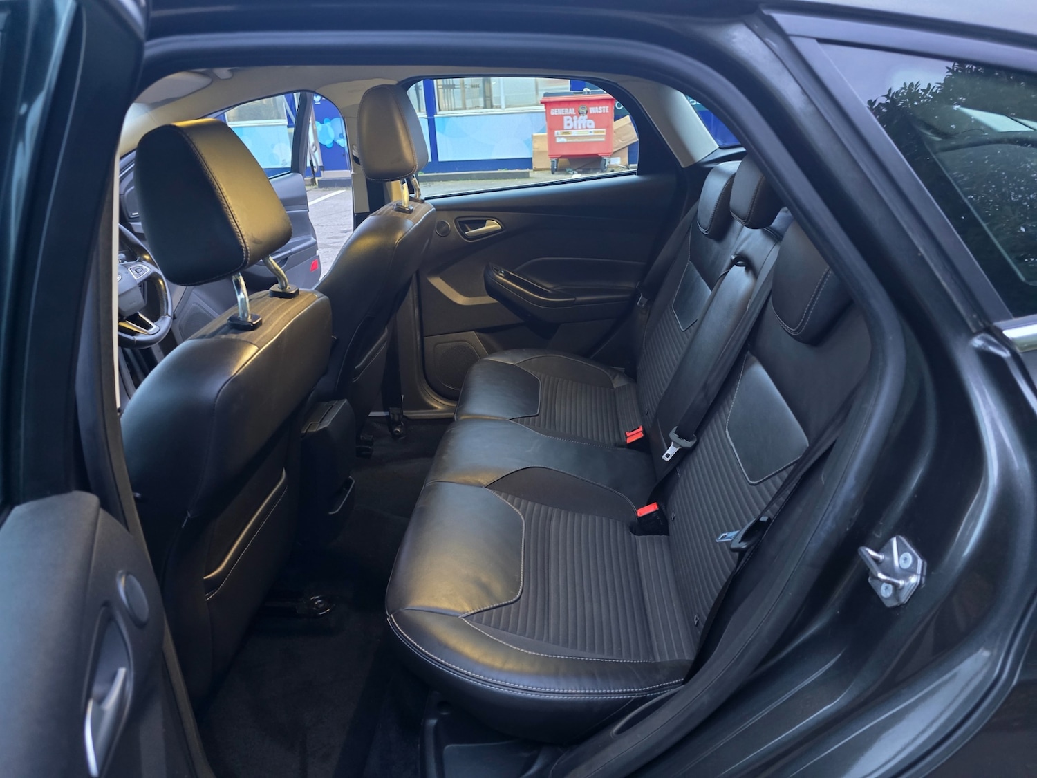 Used Ford Focus 2017 for sale - 76912603: Photo 12