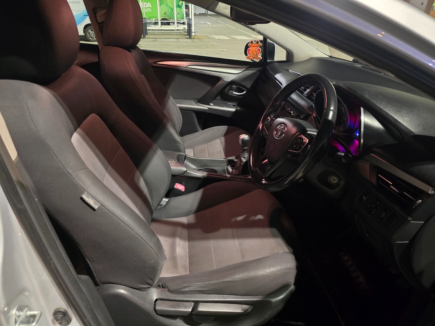 Used Toyota Avensis 2017 for sale - 76571959: Photo 10