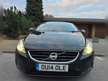 Volvo - V40