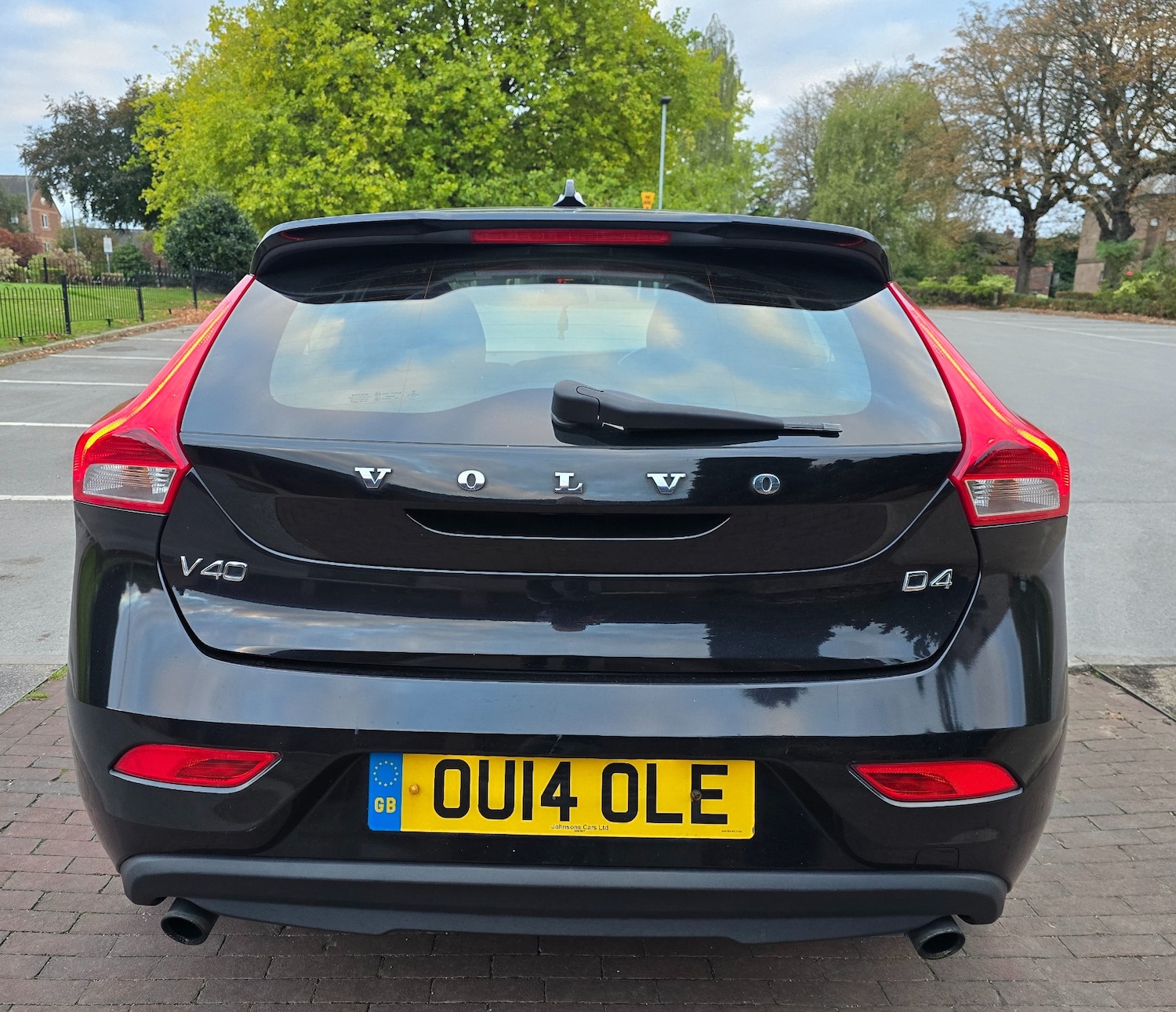 Used Volvo V40 2014 for sale - 76083603: Photo 6