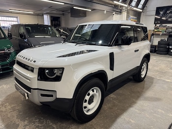 Used Land Rover Defender 2021 for sale - 79233730: Photo