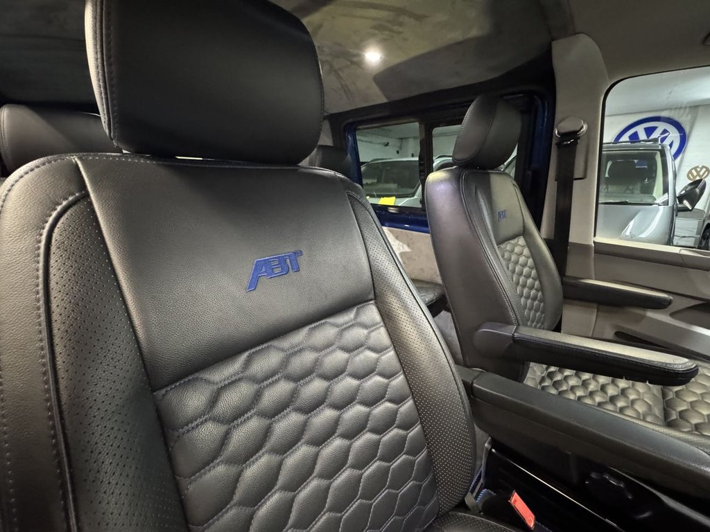 Used Volkswagen Transporter 2021 for sale - 76900810: Photo 50