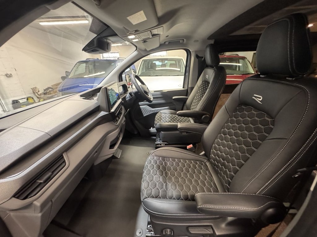 Used Volkswagen Transporter 2025 for sale - 76223137: Photo 28