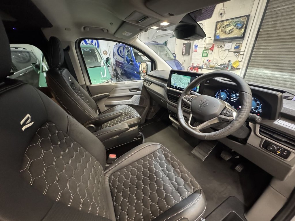 Used Volkswagen Transporter 2025 for sale - 77703966: Photo 14