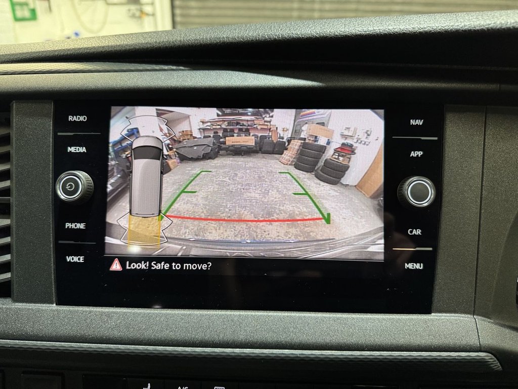 Used Volkswagen Transporter 2024 for sale - 78212480: Photo 21