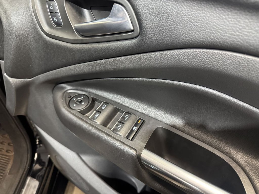 Used Ford Kuga 2018 for sale - 78145219: Photo 23