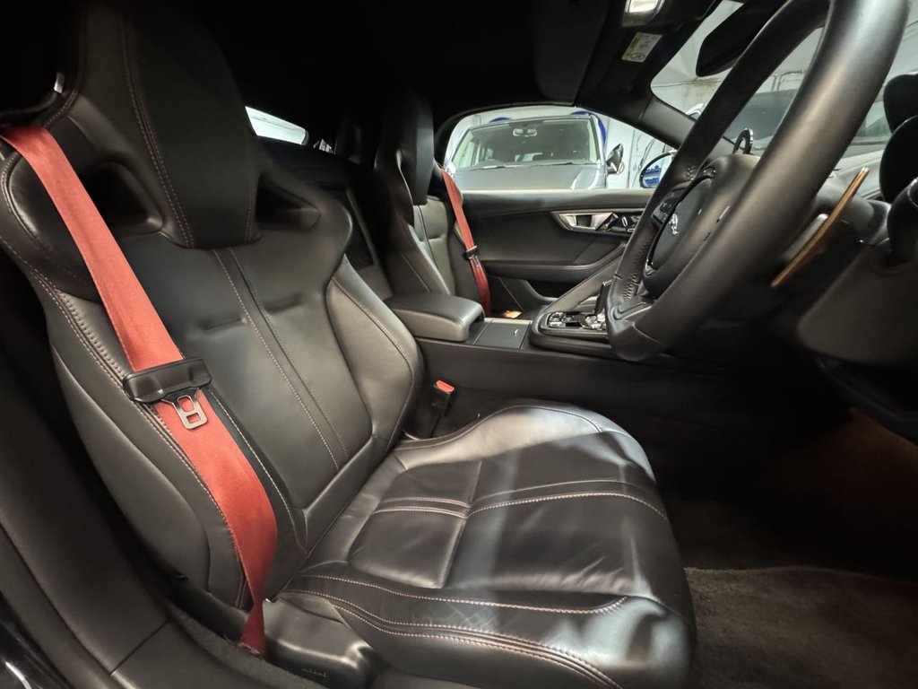 Used Jaguar F-Type 2014 for sale - 77056363: Photo 15
