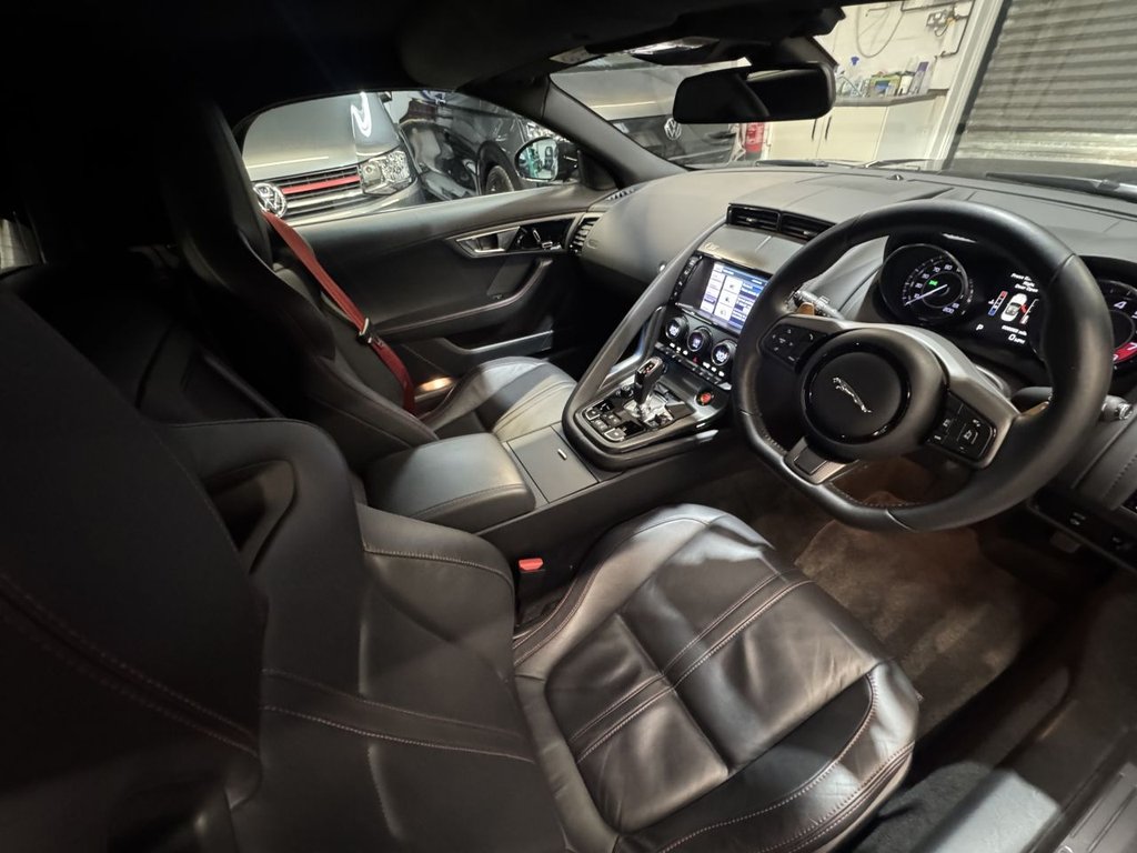 Used Jaguar F-Type 2014 for sale - 77056363: Photo 23